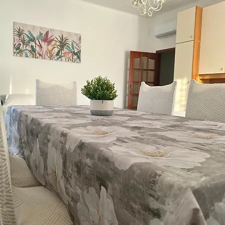 Tree-lined House Apartment Bari
